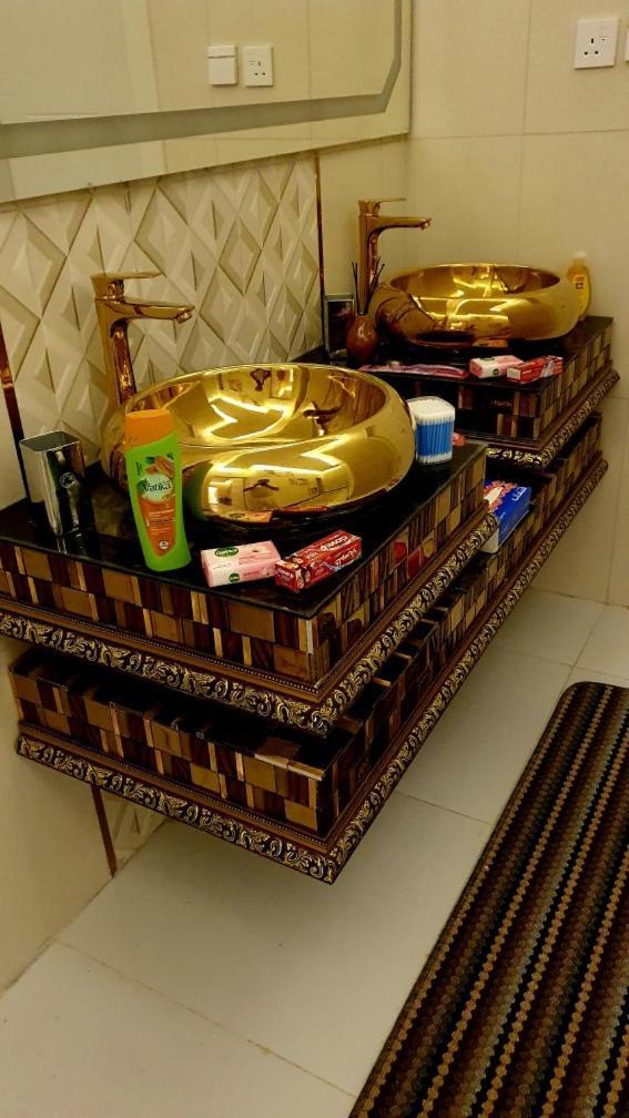 روف علوي ملكي فاخر بسطح وخيمة والعاب اطفال Vip